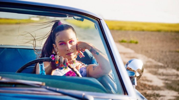 Denise Rosenthal cumple 30 años y estrena 