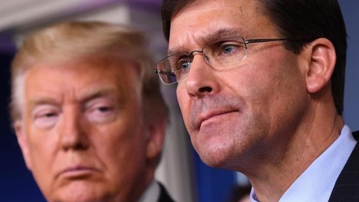 Trump despide al secretario de Defensa en medio de tensiones con la Casa Blanca