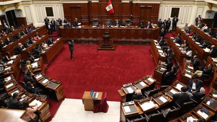 Congresista peruano pidió restituir pena de muerte contra presidentes y políticos corruptos