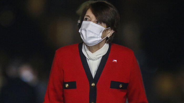 Diputados aprueban proyecto que pide la renuncia de Consuelo Valdés