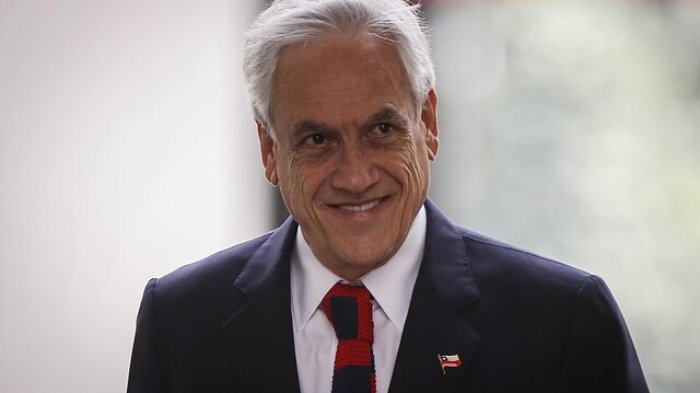 Piñera plantea que nueva Constitución tenga los 