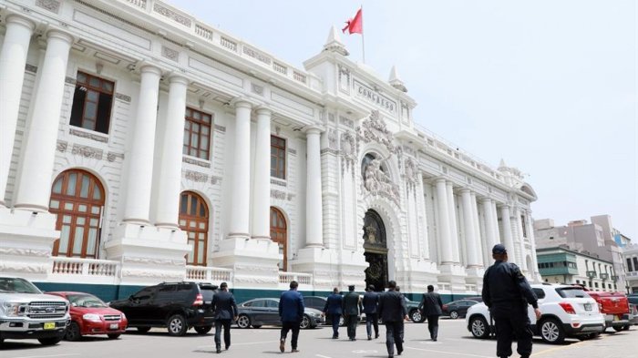 Francisco Sagasti es el nuevo presidente interino de Perú