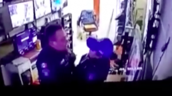 Policías dados de baja tras ser grabados teniendo sexo en hospital que debían vigilar