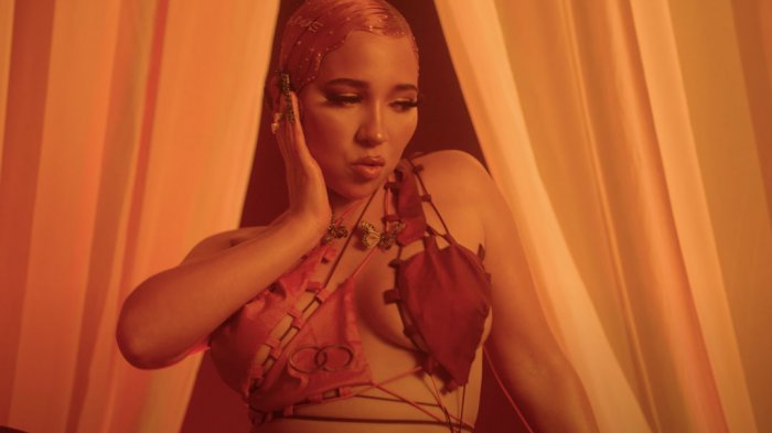 Princesa Alba deslumbra con nuevo look en 