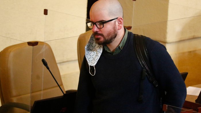 Diputado Jackson: Salida de Rozas llega 