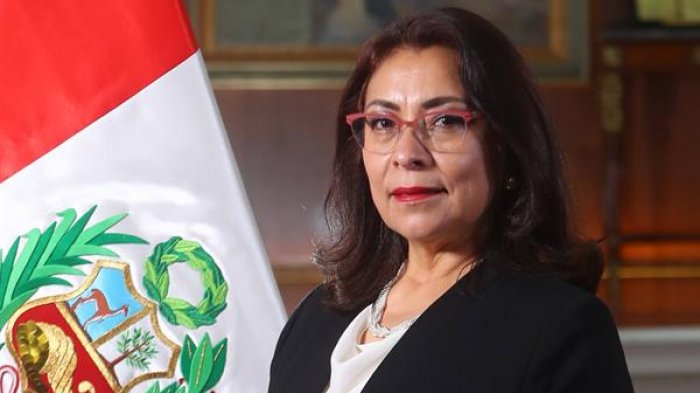Nuevo gabinete de Perú será encabezado por la abogada feminista Violeta Bermúdez