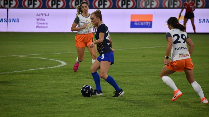 Casi 100 mil donaciones para niños de Puerto Saavedra recaudó partido entre deportistas y rostros de TV