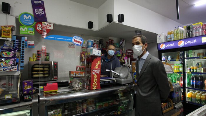 Anuncian alianza con aplicación que apoyará a almacenes de barrio en Santiago