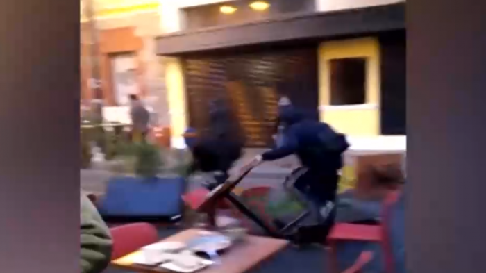 Encapuchados causaron destrozos en locales del Barrio Lastarria: Gobierno llamó a condenar la violencia