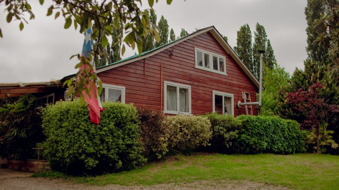 Gastó $40 mil en total: Mujer ganó un fundo en Osorno y sólo compró dos números de rifa