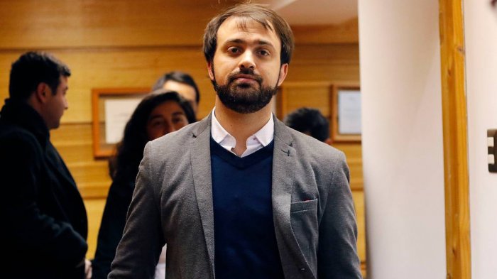 Sharp y la reelección como independiente: 