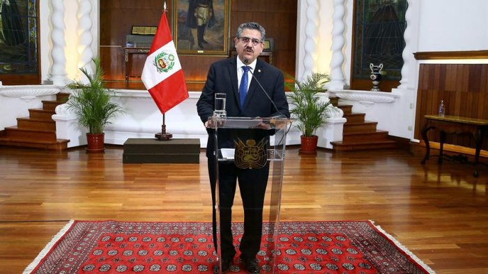 Perú: Ex presidente Merino afirma que no fue un 
