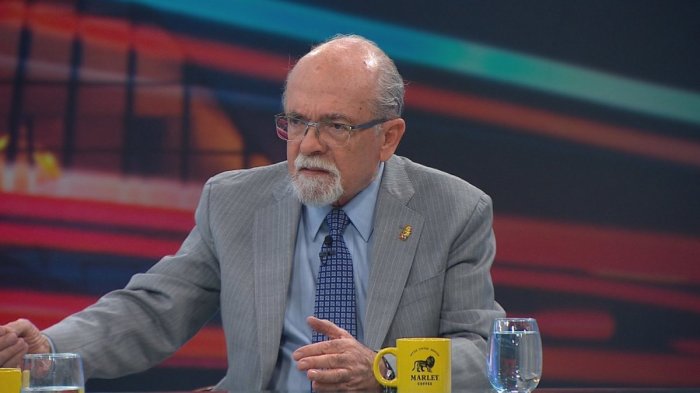 Profesor José Maza estará en CHV y CNN Chile para el eclipse solar del próximo 14 de diciembre