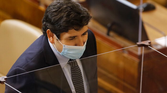 Segundo retiro: Morán pide a ministro Monckeberg que sólo se debata el impuesto a rentas desde $30 millones anuales