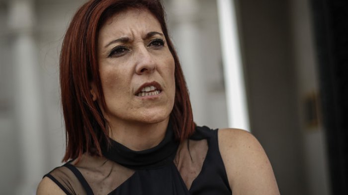 Diputados de Chile Vamos buscan remover a la Defensora de la Niñez tras polémica por canción