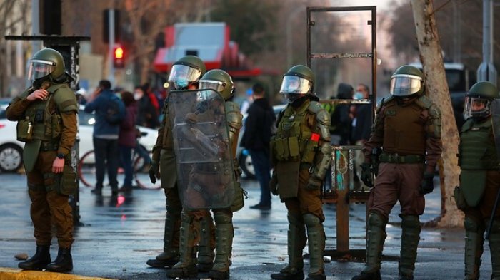 Registran nuevas manifestaciones en el eje Alameda de Santiago: Revisa los desvíos del tránsito