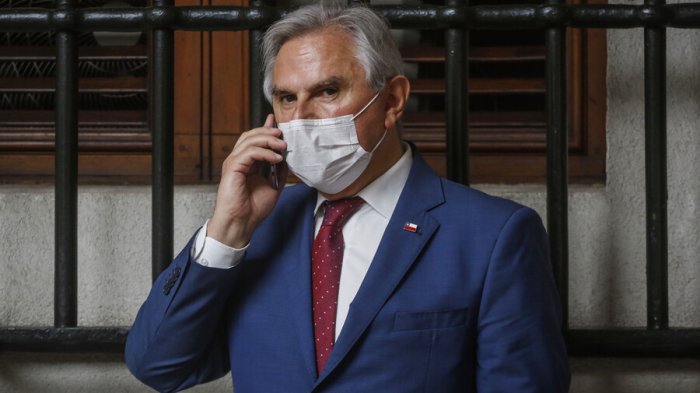 Moreira dice que votará en contra de Mario Carroza para la Suprema: 