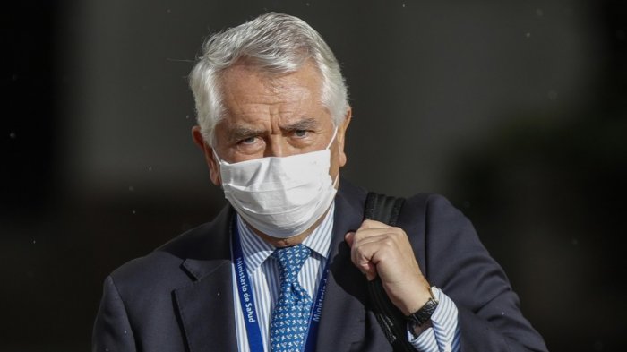 Ministro Paris no recomienda ir de vacaciones al sur: 