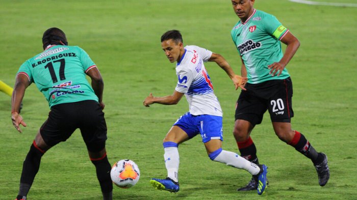 Sufrida clasificación: La UC perdió de local, pero avanzó a cuartos de la Sudamericana