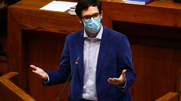 Diputado Crispi quiere frenar la apertura de las fronteras a turistas