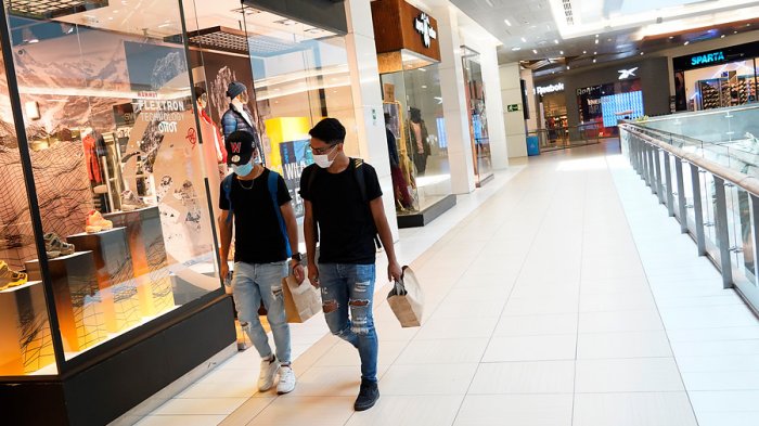 ¿Cómo funciona el comercio y los malls en fase 2?