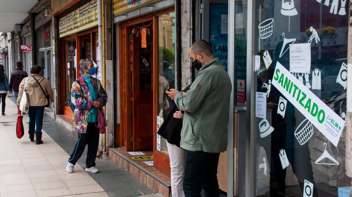 Molestia en el comercio por retroceso de la RM a Fase 2: 