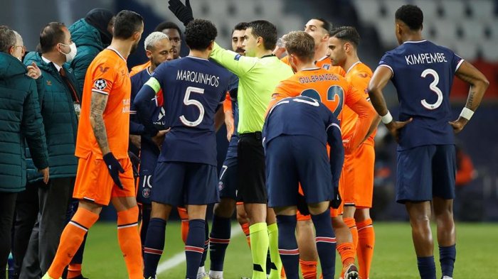 Comentario racista del cuarto árbitro motivó al Basaksehir a retirarse del partido ante el PSG