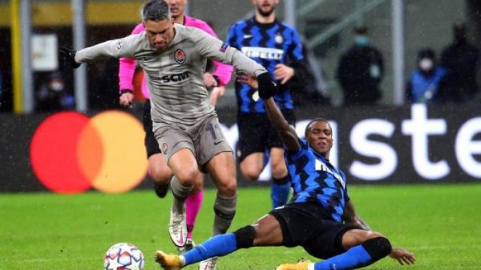 Alexis y Vidal se despiden de la Champions: Inter empató y quedó fuera en fase de grupos