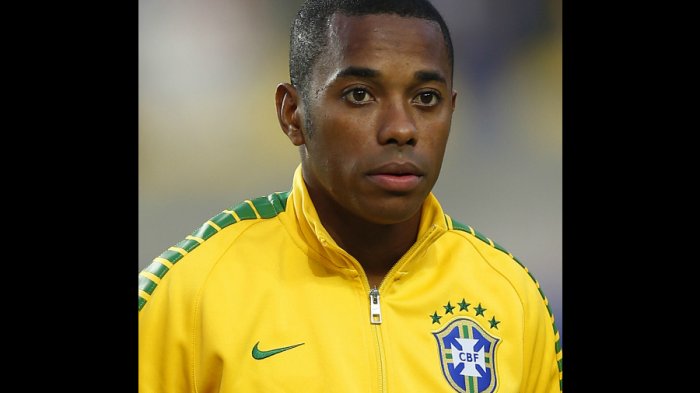 Corte italiana condenó a Robinho a 9 años de cárcel por violación colectiva