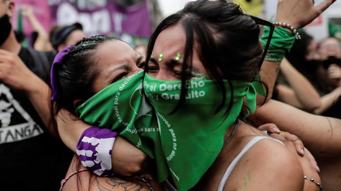 Cámara de Diputados de Argentina aprobó la legalización del aborto: Ahora pasa al Senado