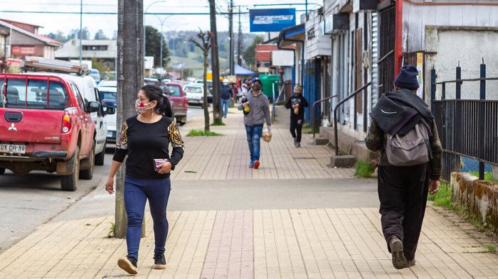 Una mujer fue atacada en la vía pública: Dos sujetos quemaron su rostro con ácido