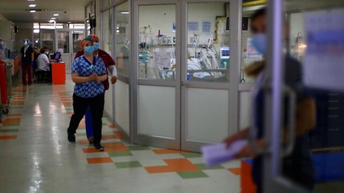 Minsal reporta la cifra más alta de contagios nuevos desde septiembre