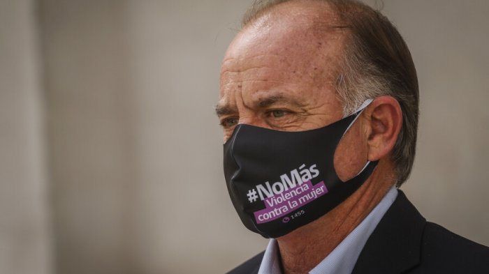 Ministro Walker anunció bonos en ayuda de agricultores afectados por el derrumbe de canal Las Mercedes