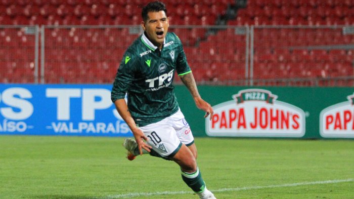 Clásico porteño: Wanderers superó sobre el final a Everton en el Estadio Nacional