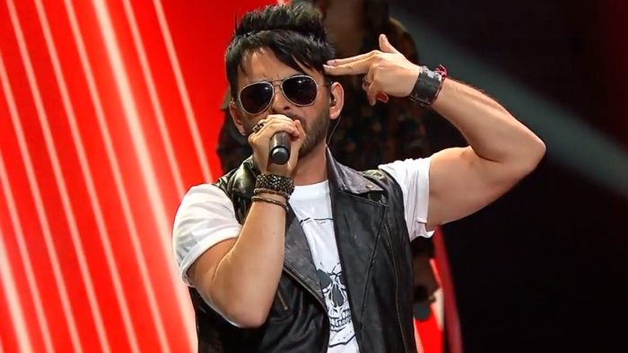 ¿Desafinó? Esta fue la presentación de Beto Cuevas en Yo Soy - Chilevisión