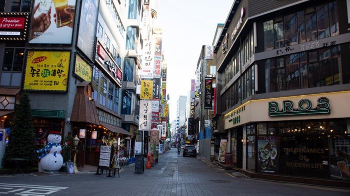 Por primera vez desde que inició la pandemia: El motivo por el que Corea del Sur evalúa un confinamiento