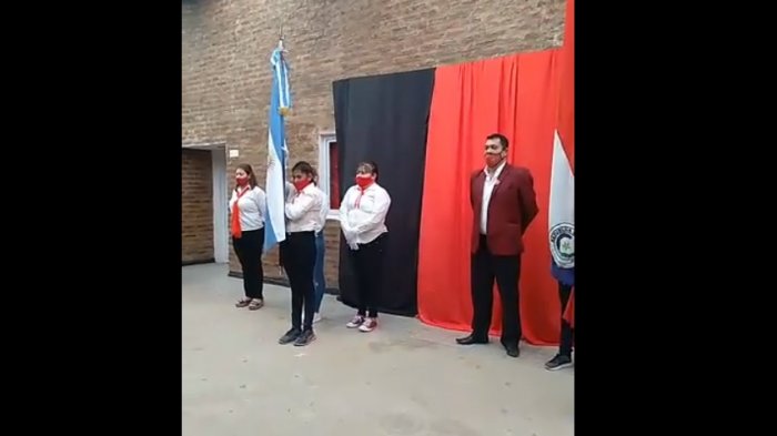 Escuela desató polémica tras realizar un homenaje al Che Guevara en Argentina