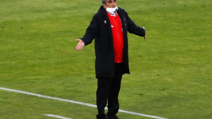 Entrenador y preparador físico son despedidos de Colo Colo en la víspera del clásico con la UC