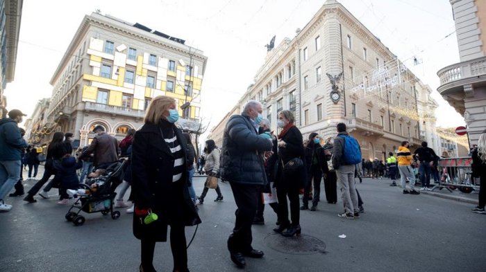 Nueva cepa de coronavirus ya salió de Reino Unido: Italia detectó al primer contagiado