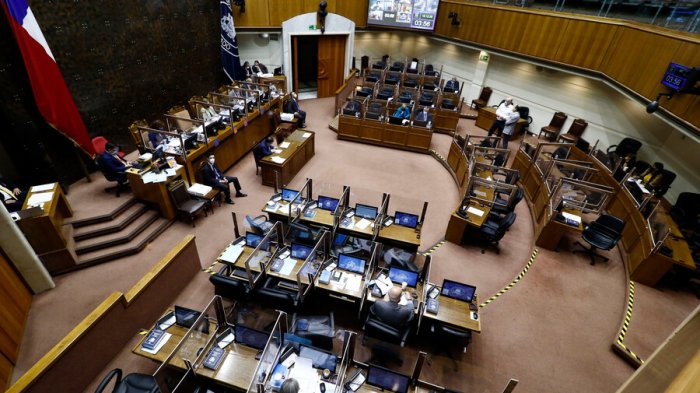 Senado aprobó y despachó a la Cámara el proyecto de reajuste del sector público