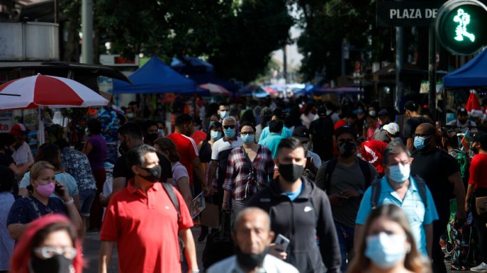 Ex ministro Álvaro Erazo dice que la RM podría avanzar a Fase 3 a partir del 11 de enero