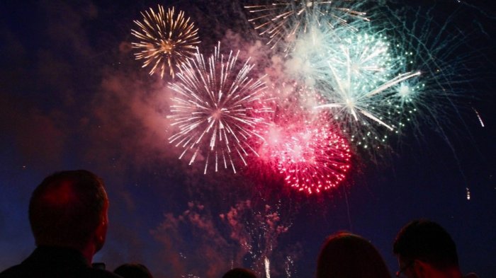 Año Nuevo en pandemia: Estas son las medidas sanitarias que rigen para festejar el fin del 2020