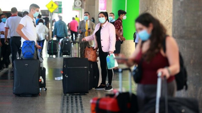 Nueva cepa de COVID-19: Las medidas para todos quienes entren a Chile desde el extranjero