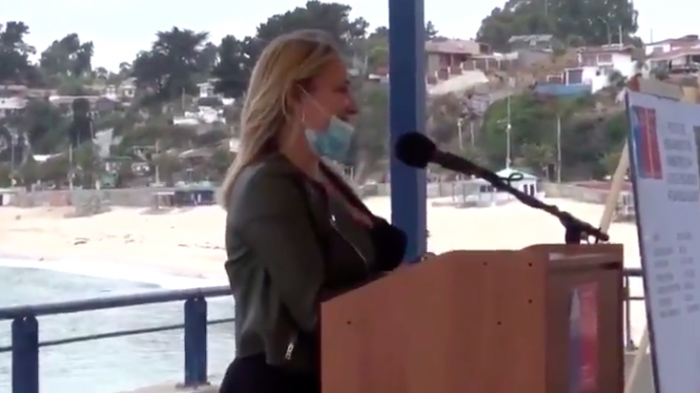 Diputada Hoffmann fue increpada por pescadores durante inauguración de caleta en El Quisco