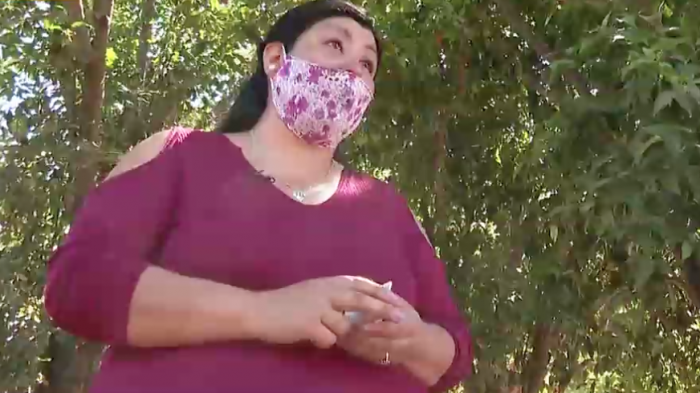 El drama de una mujer con doble identidad: Lleva años luchando por tener un solo carnet