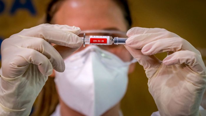 Expresan preocupación por amenazas a la primera paciente con nueva cepa de COVID-19