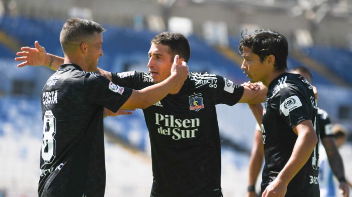 Algo de oxígeno: Colo Colo le ganó a Antofagasta y está más cerca de salir del fondo