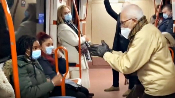 “Tápate la nariz, cerda”: Una mascarilla mal puesta generó fuerte discusión en el metro