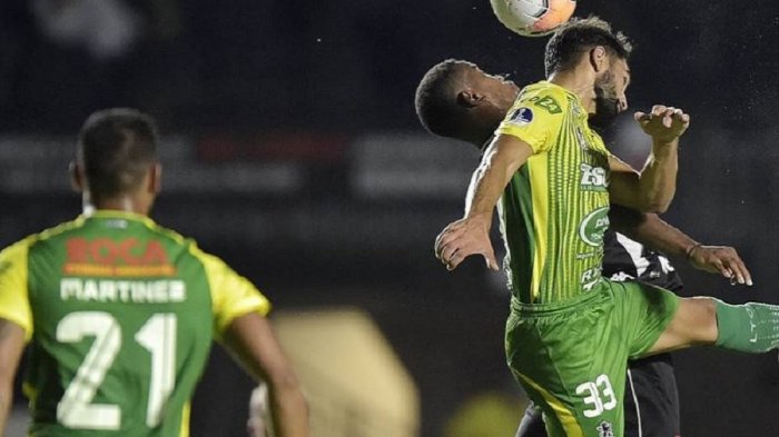 Defensa y Justicia presentó tres positivos por COVID-19 previo al duelo con Coquimbo