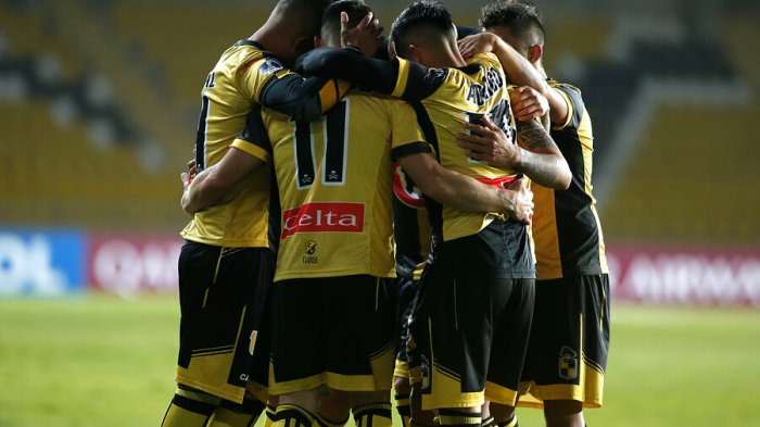 Casos de COVID-19 obligan a suspender la semifinal entre Coquimbo y Defensa y Justicia